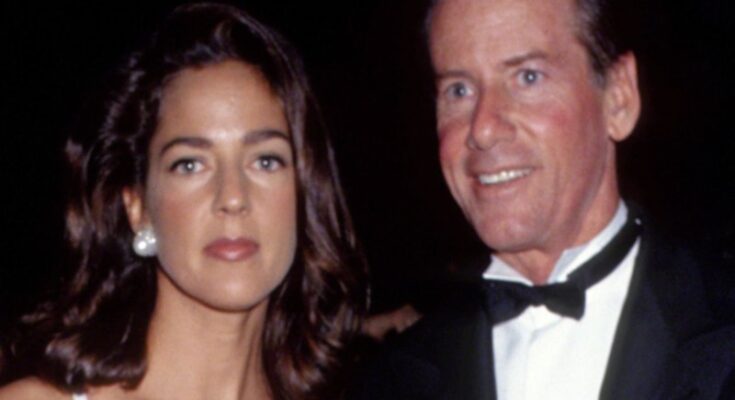 Calvin Klein Wife Kelly Klein