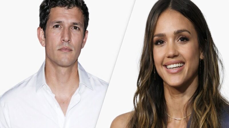 Jessica Alba in Mexico City Boyfriend