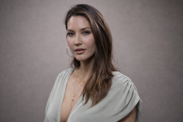 Olivia Munn Health Cancer Battle (2)