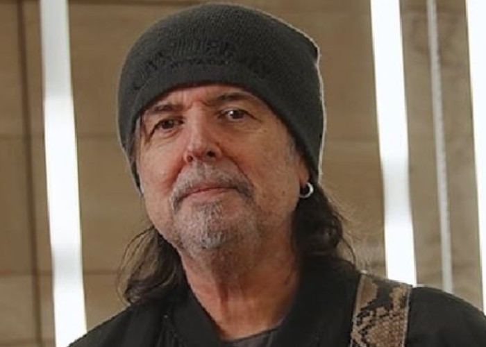 Who Is Phil Campbell